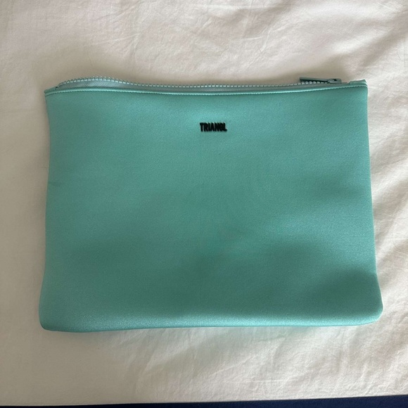 LIMITED EDITION TRIANGL BIKINI TOP AND BAG - Picture 2 of 3